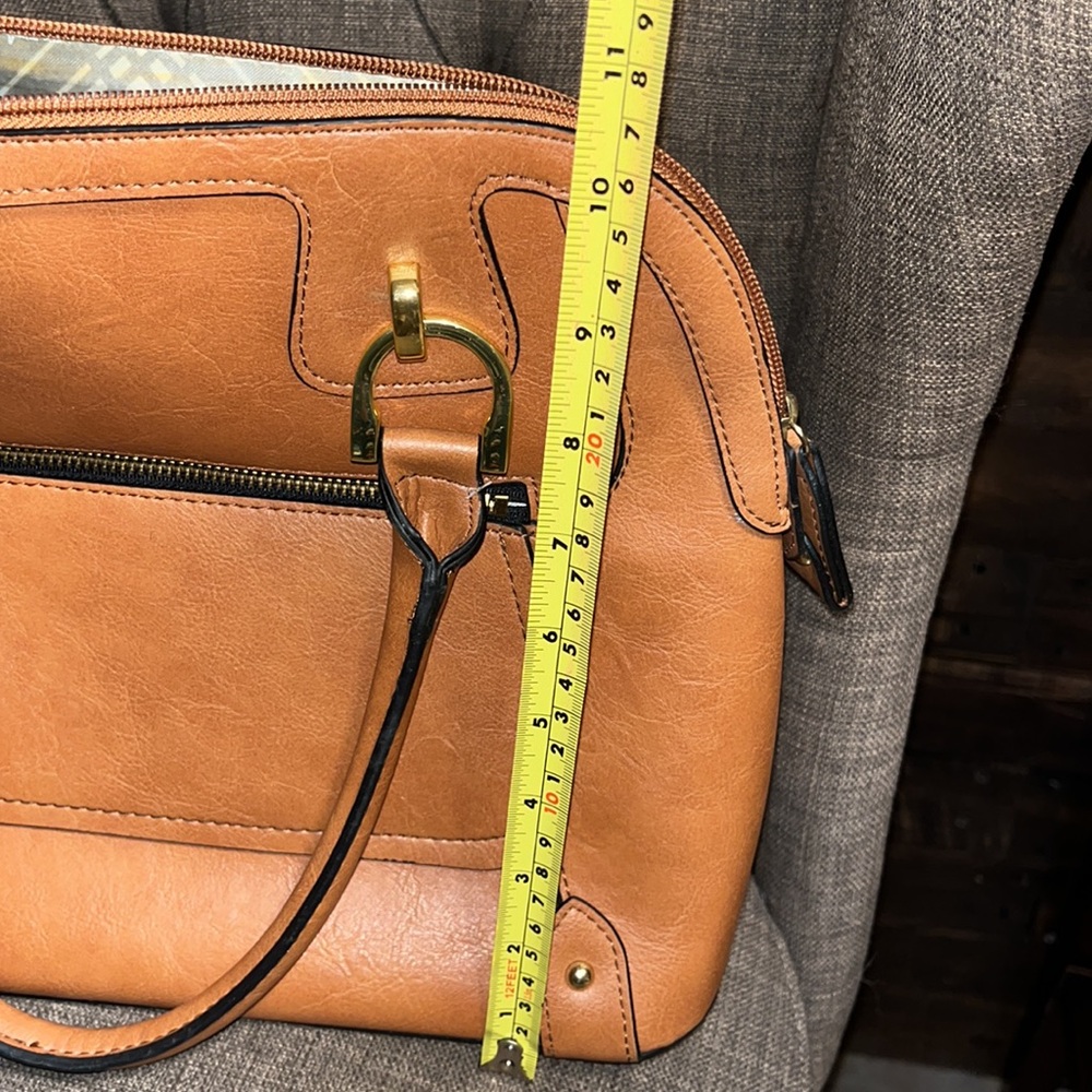 London Fog hand bag - Picture 11 of 13